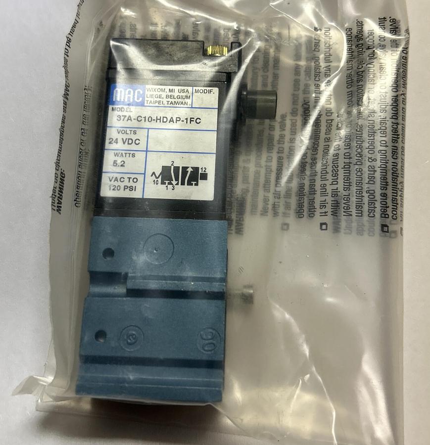 Used MAC VALVES,37A-C10-HDAP-1FC,SOLENOID VALVE NEW
