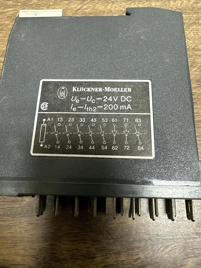 Used Klockner & Moeller,ETS 00-62,Relay Output Module