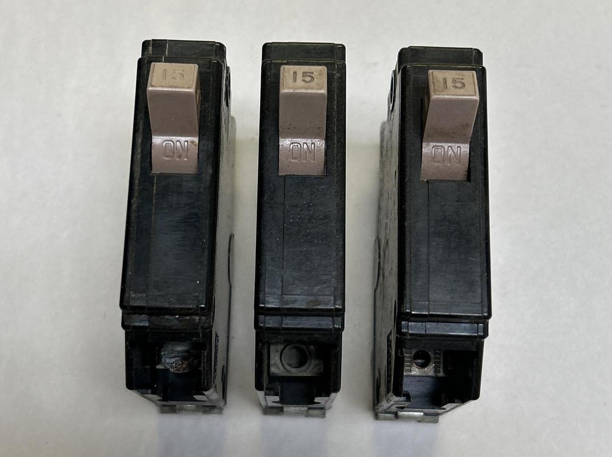 Used CUTLER-HAMMER,CH115,CIRCUIT BREAKER 15A 120/240V 1P LOT OF 3