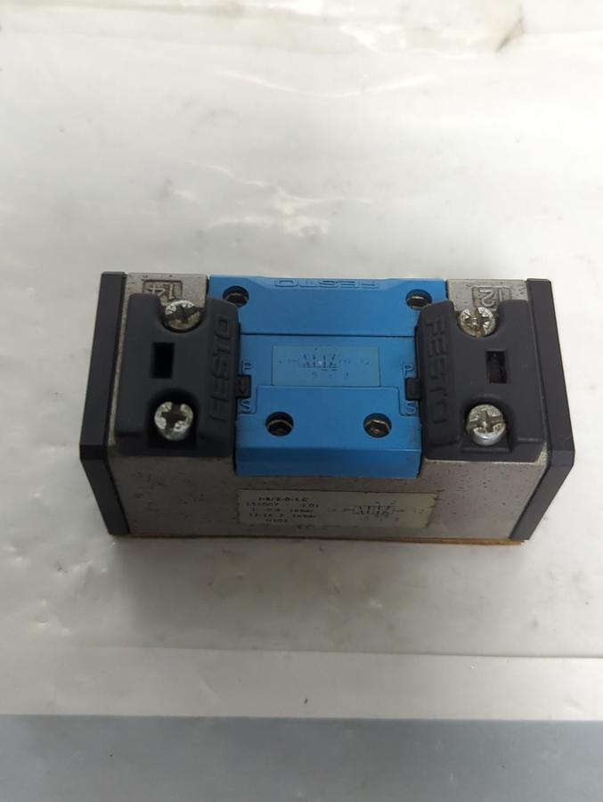 Used FESTO,J-5/2-D-1C,PNEUMATIC VALVE PRE-OWNED