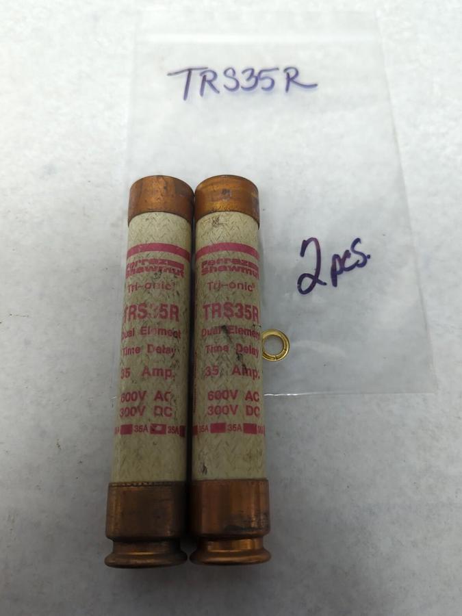 Used FERRAZ SHAWMUT,TRS35R,TRI-ONIC 35 AMP FUSE LOT OF 2 PRE-OWNED