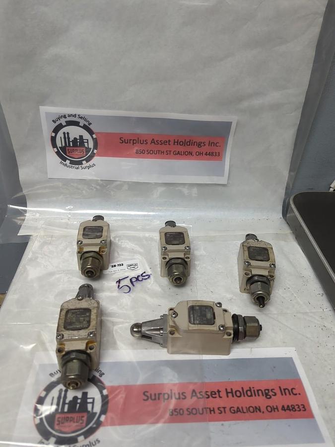 Used OMRON,WLD2-LD,LIMIT SWITCH LOT OF 5 PRE-OWNED