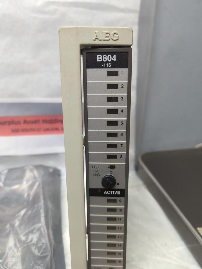 Used MODICON,B804-116,115 VAC OUTPUT BOARD REFURBISHED