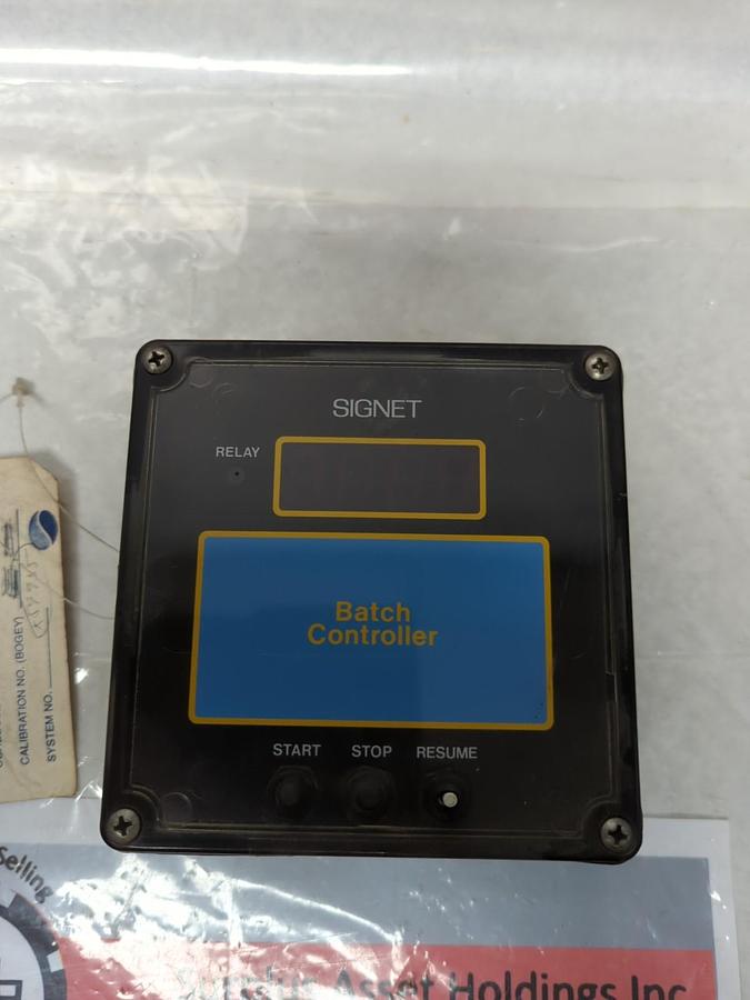 Used SIGNET,3-9520-1,BATCH CONTROLLER PRE-OWNED