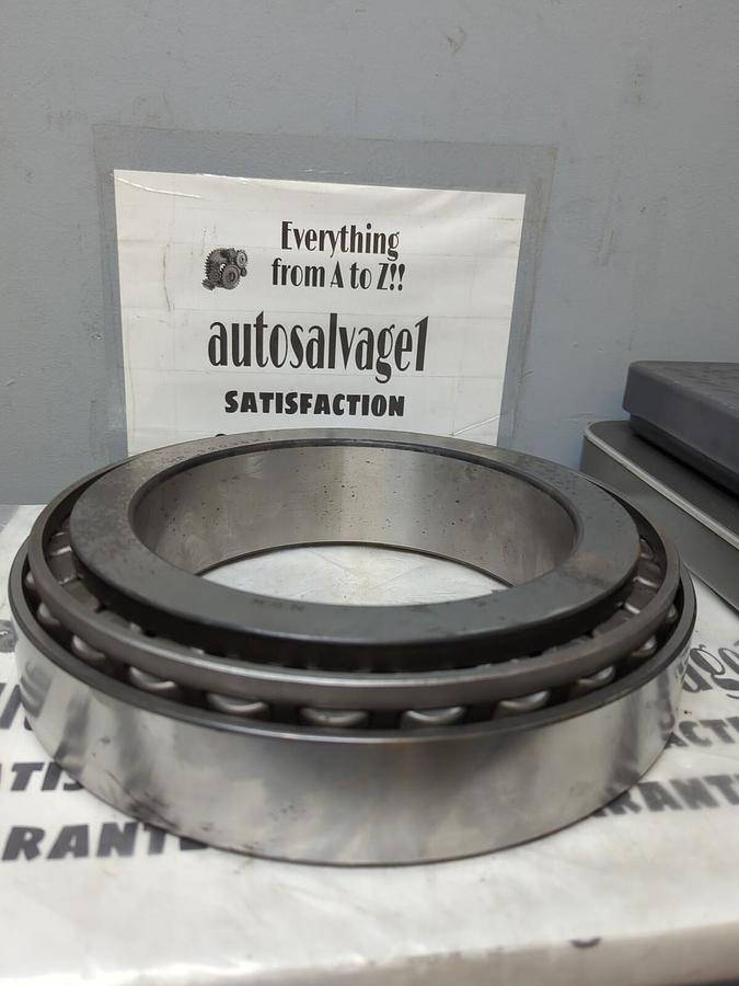 NSK,HR32038XJ,COMPLETE ROLLER BEARING NO BOX  NOS