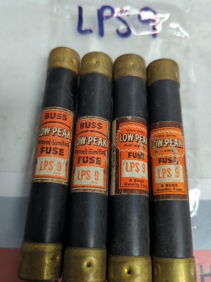 Used COOPER BUSSMANN,LPS-9,LOW-PEAK 9 AMP FUSE LOT OF 4 PRE-OWNED