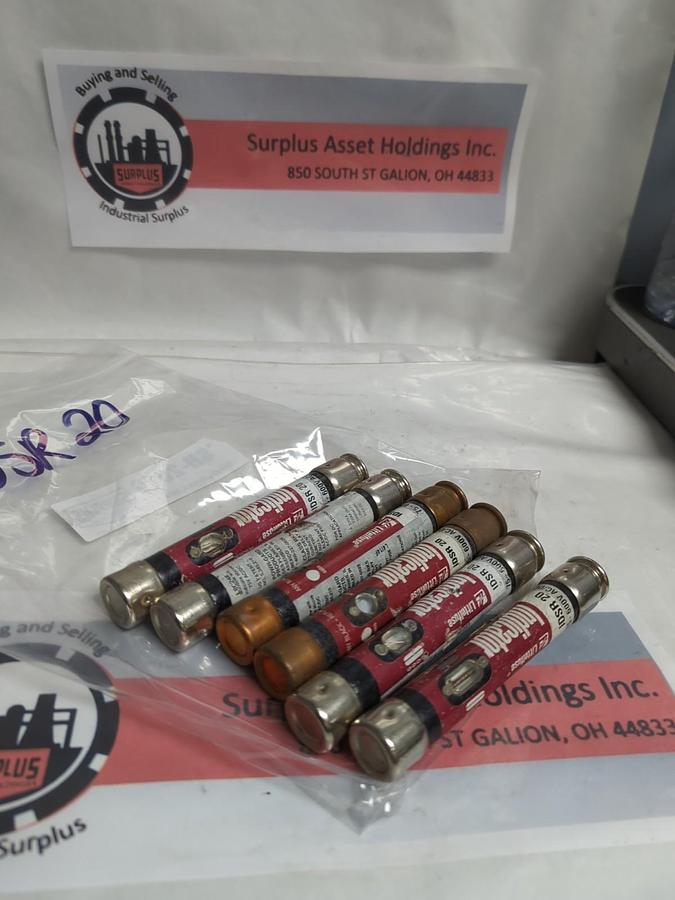 Used LITTELFUSE,IDSR20,INDICATOR 20 AMP FUSE LOT OF 6 PRE-OWNED