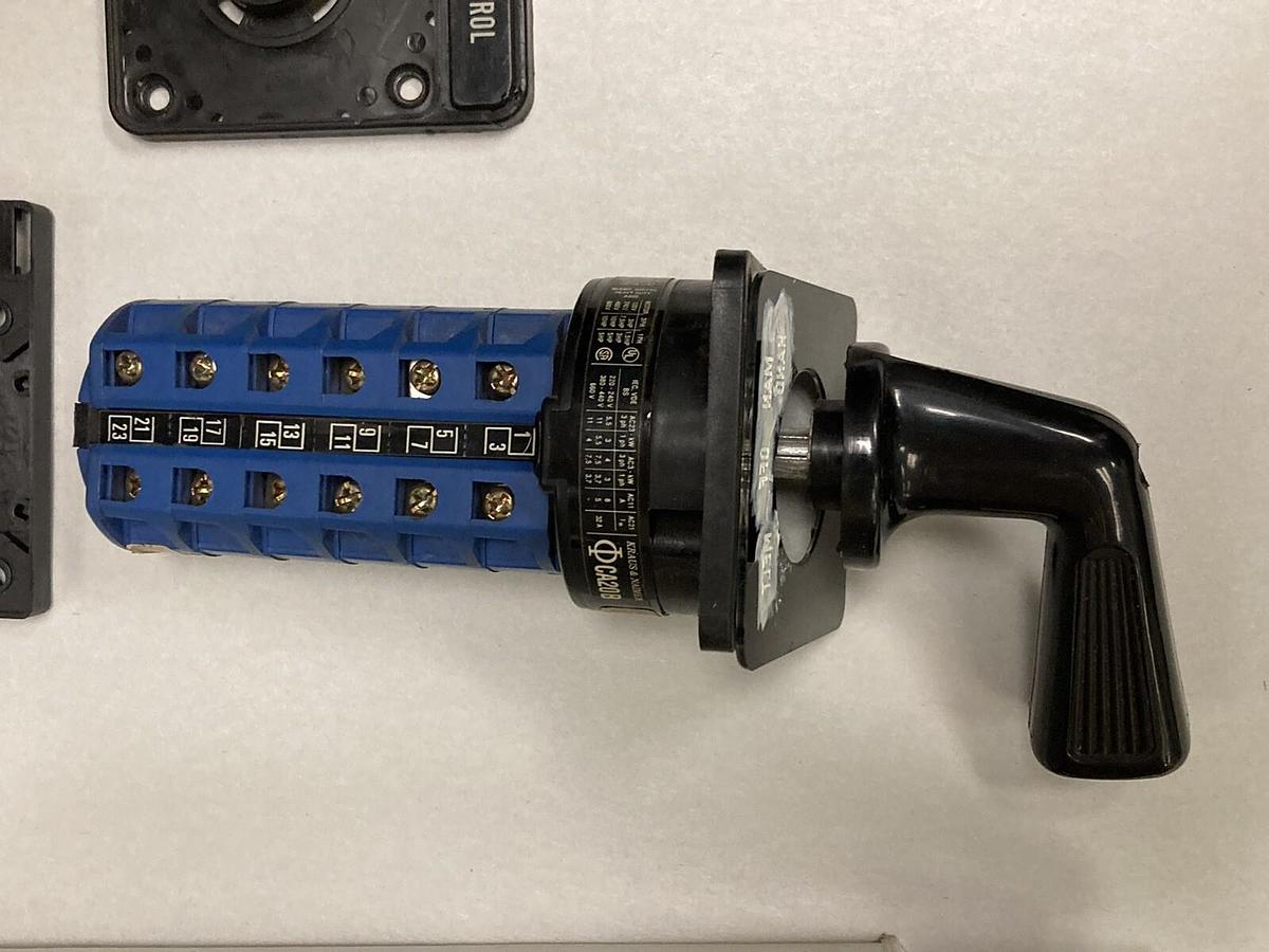 Kraus & Naimer,CA20B,Rotary Switch