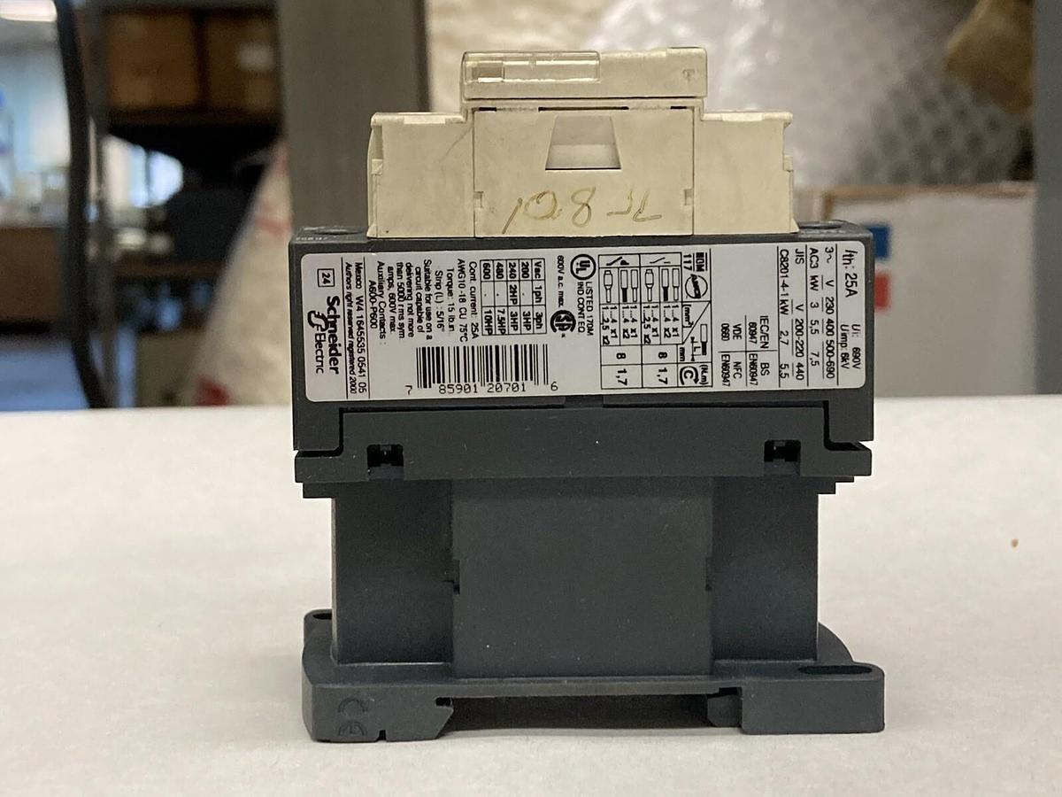 Used Telemecanique,LC1D12B7,25 Amp Contactor, 50/60Hz