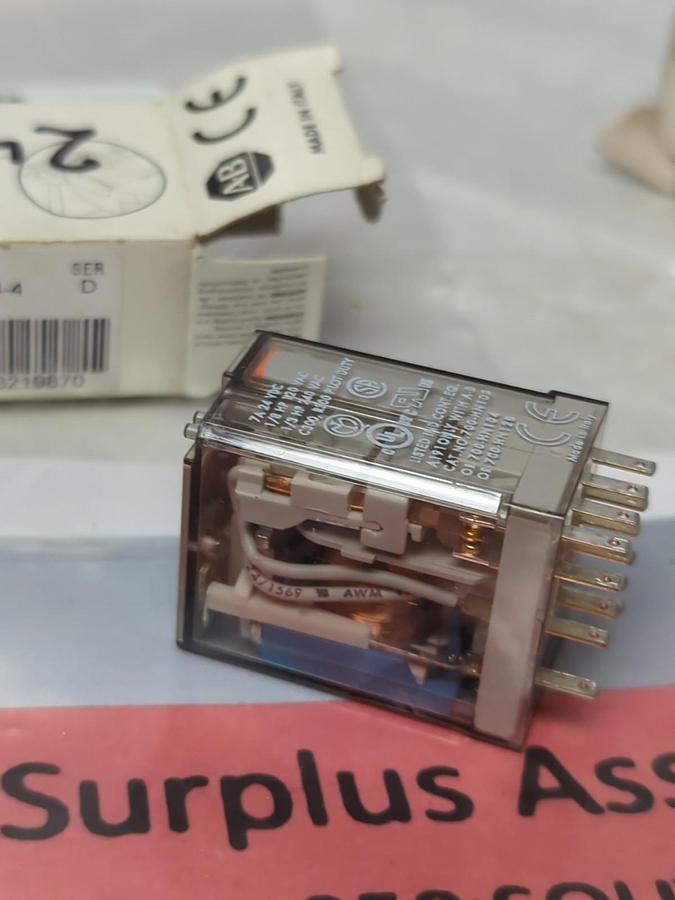 ALLEN BRADLEY,700-HC22Z24,SERIES A RELAY LOT OF 3 NOS