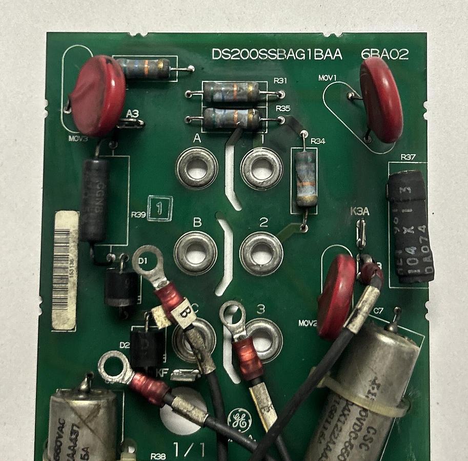 Used GENERAL ELECTRIC,DS200SSBAG1BAA,SNUBBER CARD DRIVE BOARD