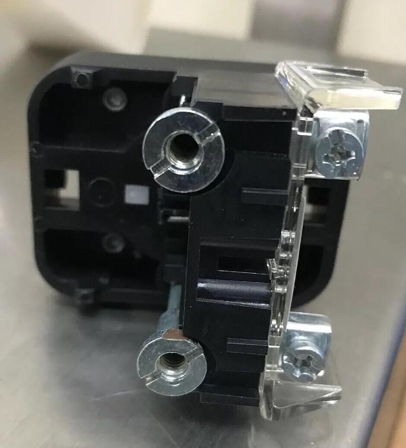 Allen Bradley,800T-SB00XX,Illuminated Amber Push Button