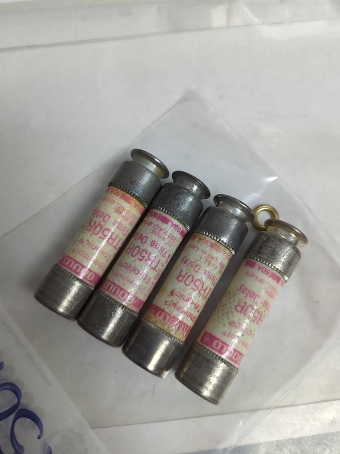 Used GOULD SHAWMUT,TR-50R,TRI-ONIC 50 AMP FUSE LOT OF 4 PRE-OWNED