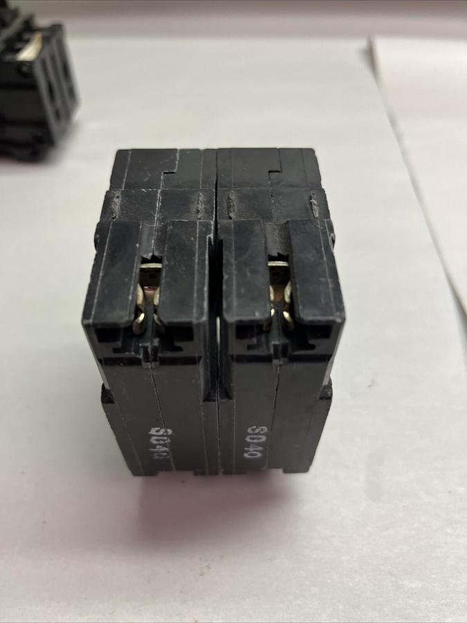 Used GENERAL ELECTRIC,G840,CIRCUIT BREAKER 30A 2 POLE 120/240V