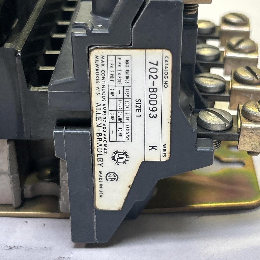 Used ALLEN BRADLEY,702-B0D93,CONTACTOR SIZE 1 27A 600V