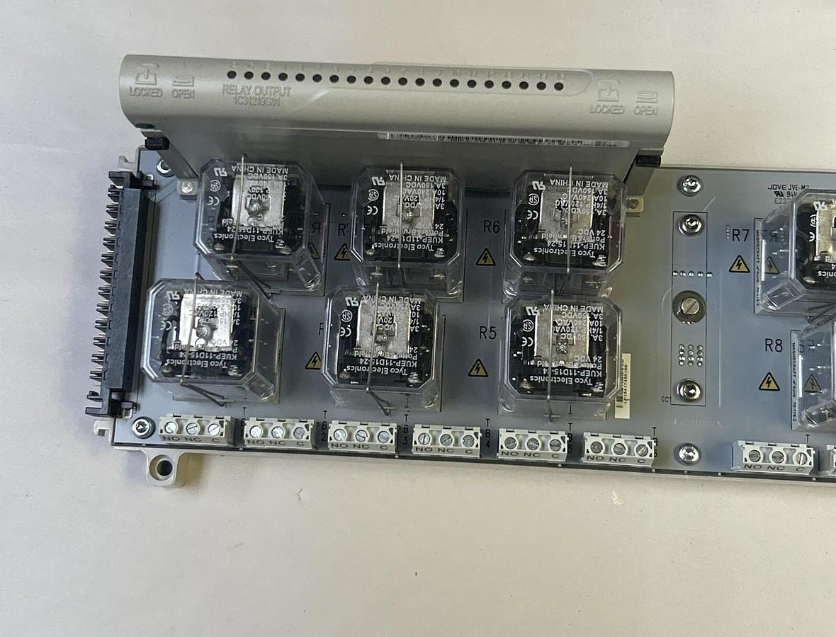 Used OVATION,5A26458G04,RELAY OUTPUT BASE W/ RELAYS