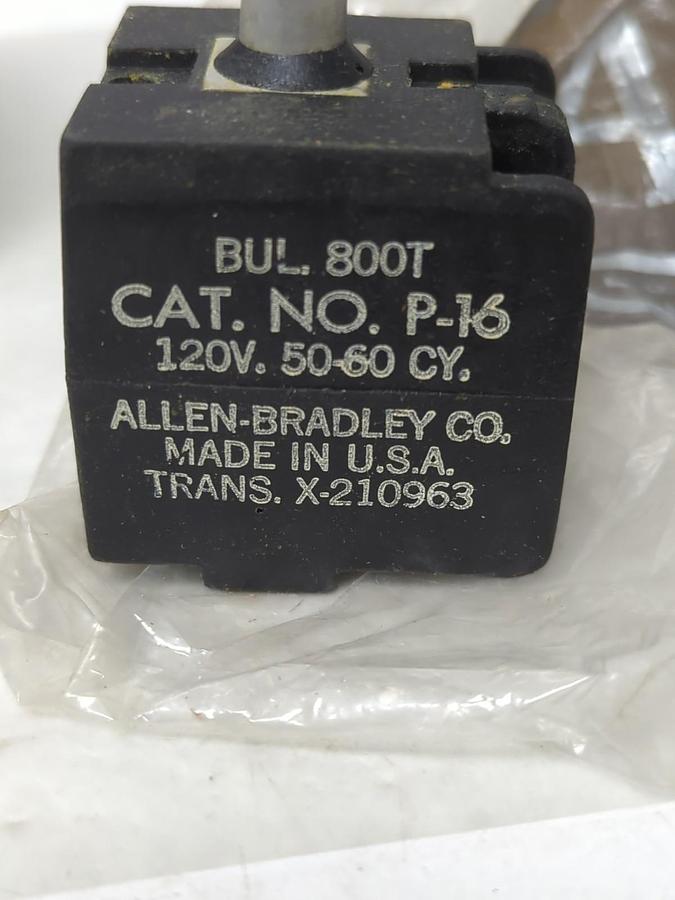 ALLEN-BRADLEY,X-210963,PILOT LIGHT 120V 50/60CY NOS