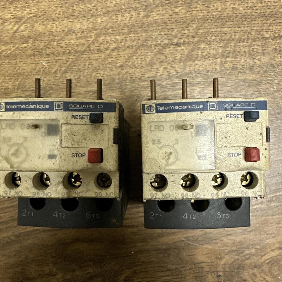 Used Telemecanique LRD Square D,08 2.5-4A,Overload Relay LOT of 2