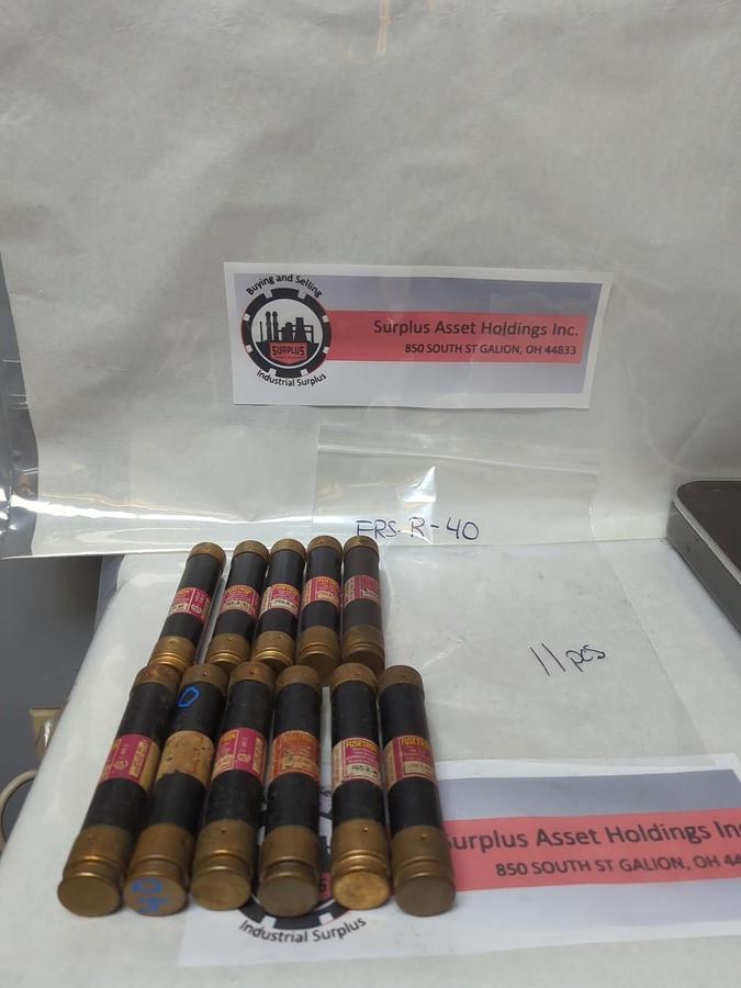 Used COOPER BUSSMANN,FRS-R-40,FUSETRON 40 AMP FUSE LOT OF 11 PRE-OWNED