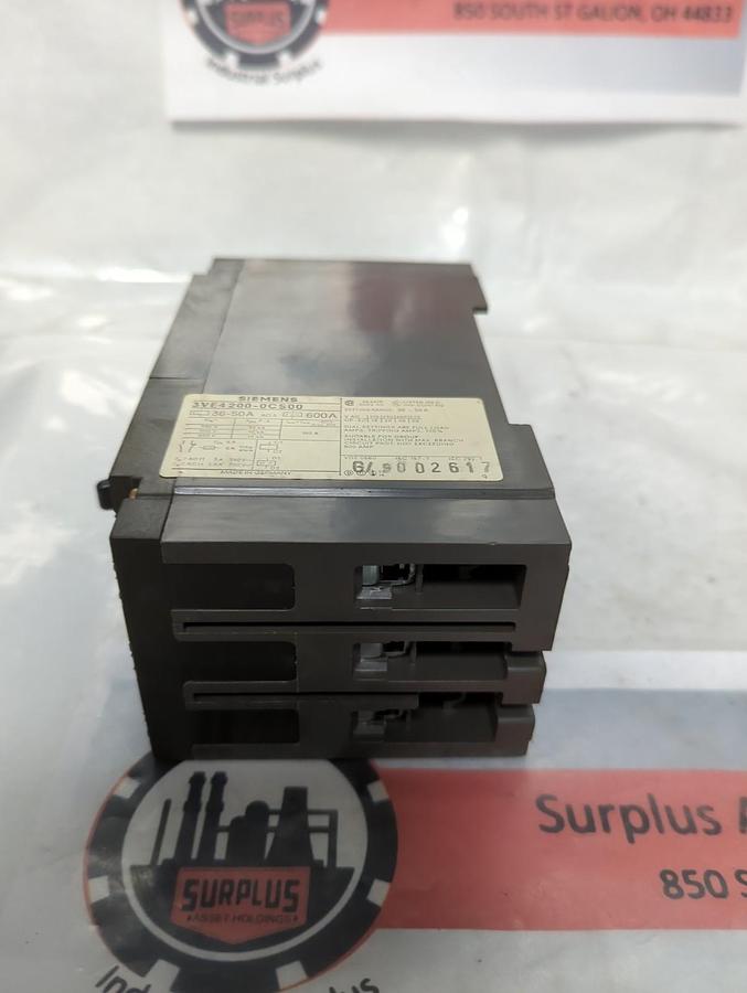 Used SIEMENS,3VE4200-0CS00,CIRCUIT BREAKER 36-50 AMP 600VAC PRE-OWNED