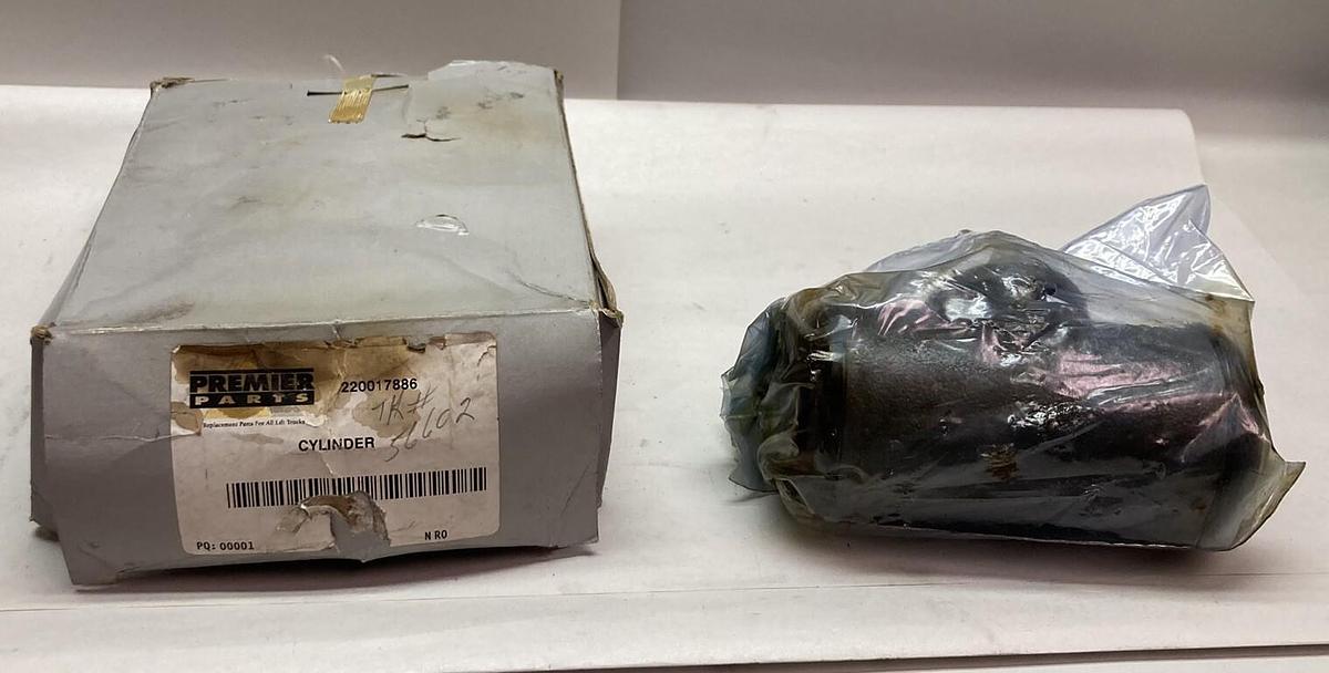 Used Premier Parts,220017886,Brake Wheel Cylinder