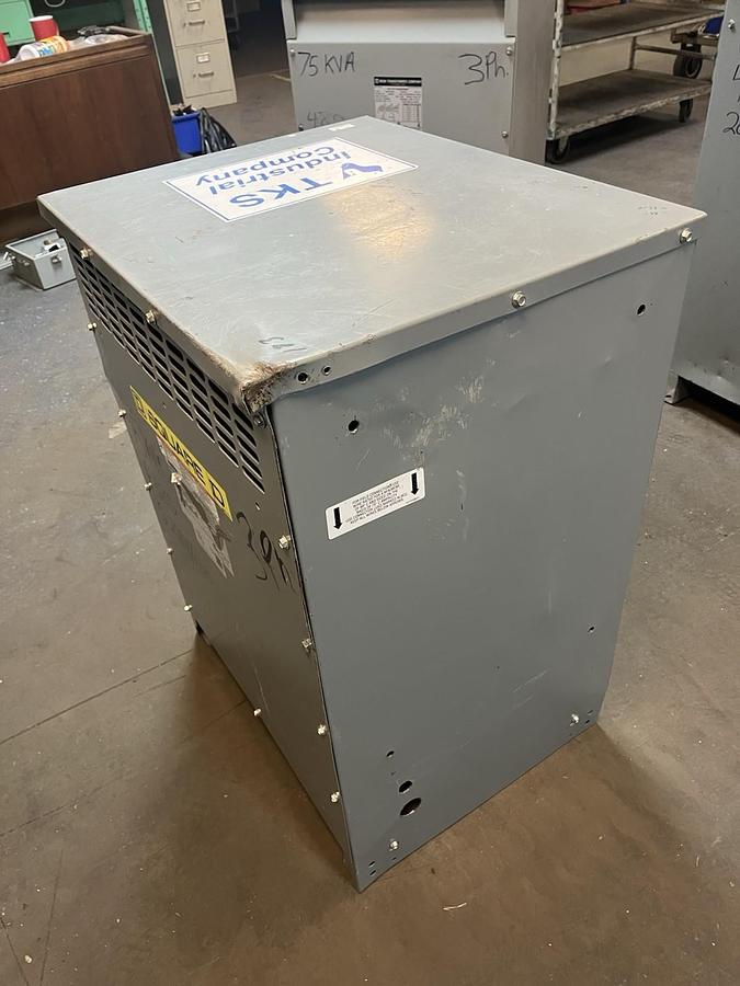 Used SQUARE D,EX45T3H,DRY TYPE 3PH TRANSFORMER 45KVA HV 480D LV 208Y/120V