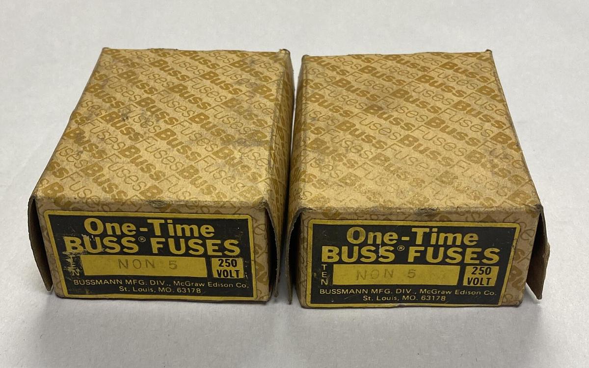 Bussmann,NON 5,ONE TIME 5 AMP Fuse Lot Of 14 NOS