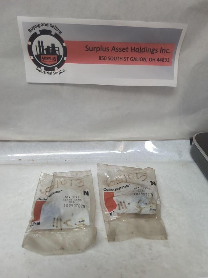 CUTLER-HAMMER,10250TC7N,NEW TYPE GLASS LENS RED LOT OF 2 NOS