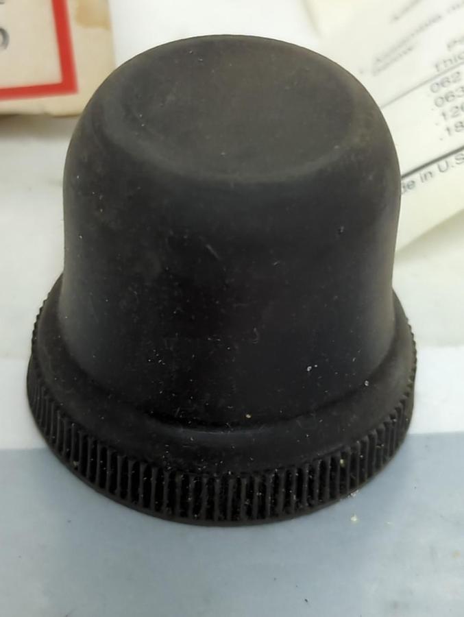 CUTLER HAMMER,10250TA3,BLACK RUBBER BOOT NOS