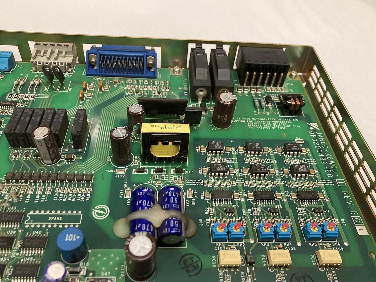 Used Yaskawa,JANCD-XEW01-1 DF0200482-E0,Servo Module Circuit Board