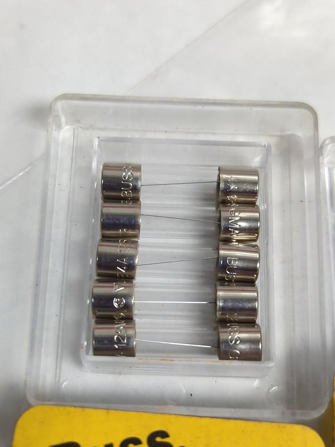 COOPER BUSSMANN,GMA-4A,4 AMP FUSE LOT OF 7 NOS