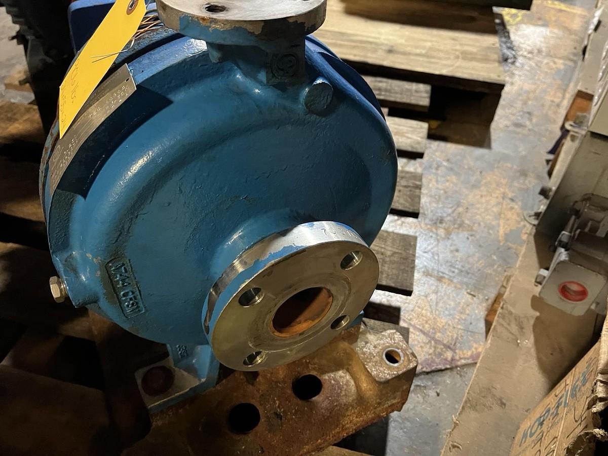 Used GOULDS,3196,MTX I-FRAME CENTRIFUGAL PUMP SIZE 1X2X10 25HP 3525RPM