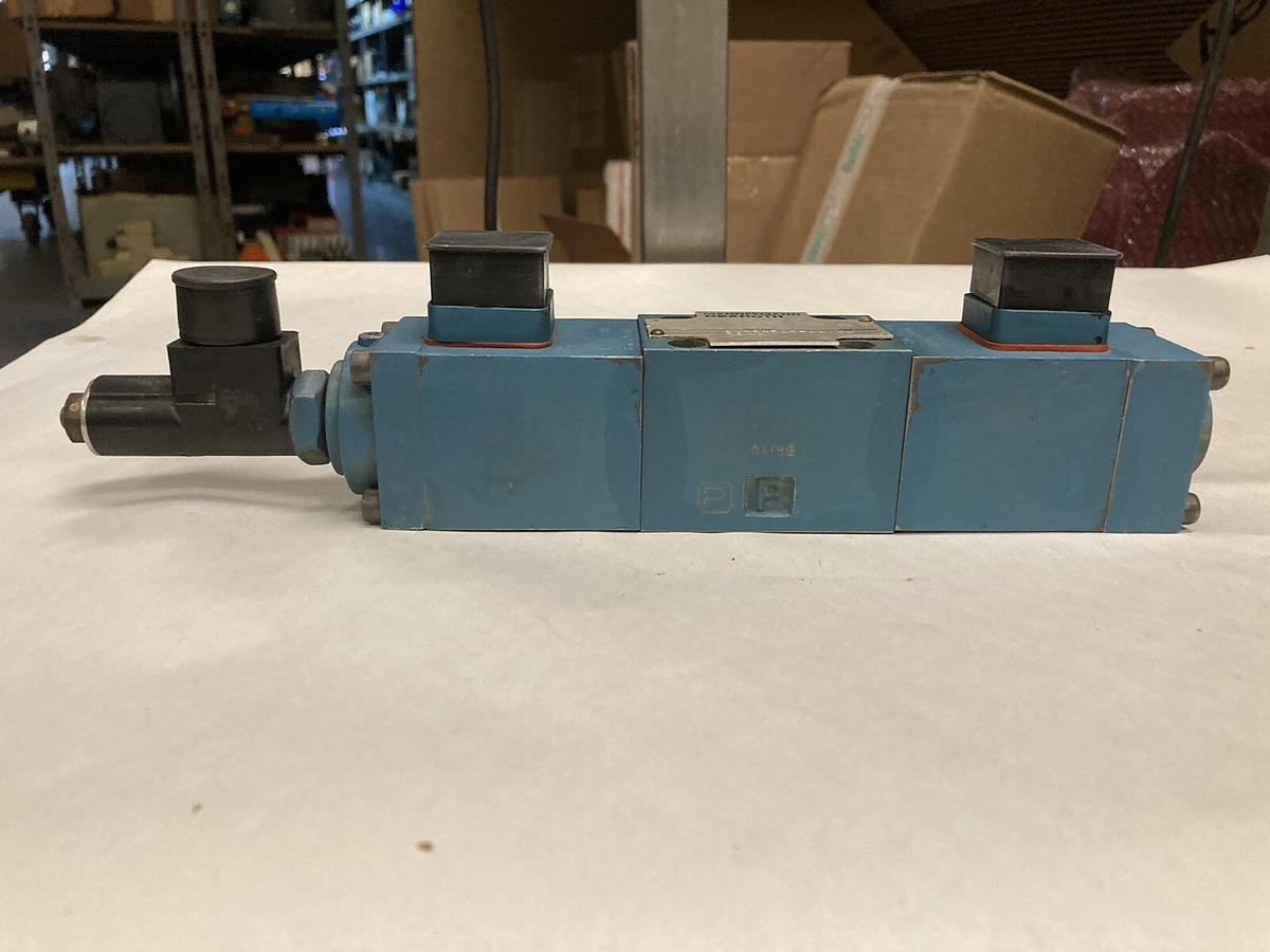Used Mannesmann Rexroth,4WRE6E16-11/24 Z4/V, Proportional Directional Valve