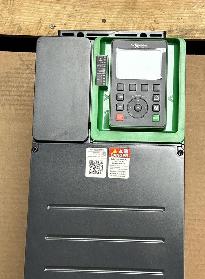 Used SCHNEIDER ELECTRIC,ATV630D37N4,VARIABLE SPEED AC DRIVE 50HP 380-480V