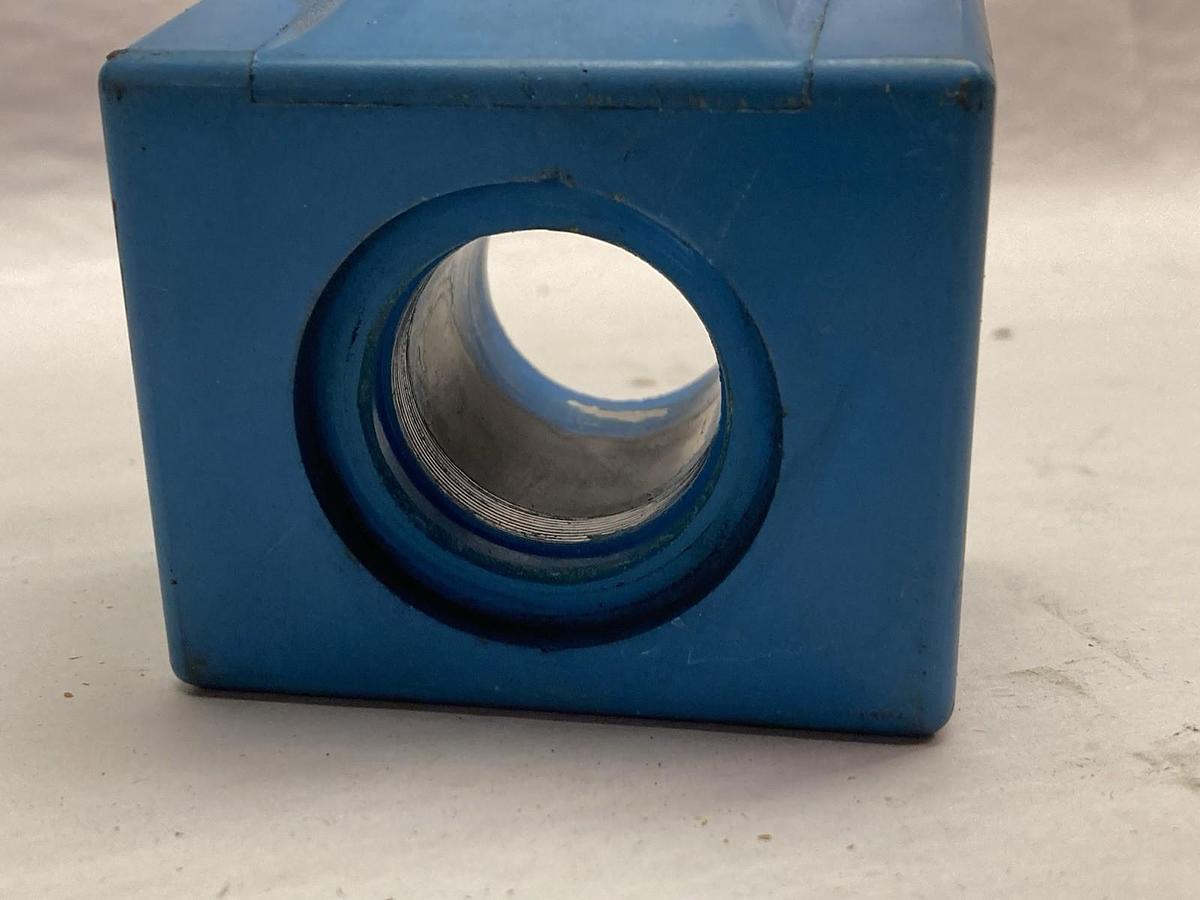 Used Vickers,868982,Valve Coil 110/120Vac 50/60Hz 0.69/0.85A