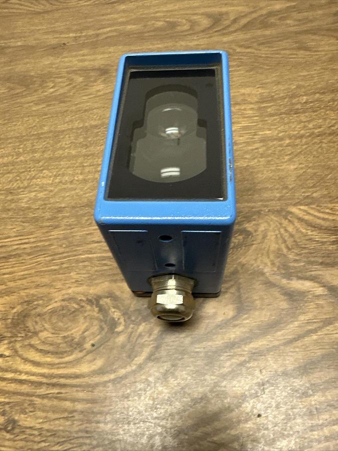 Used FIFE,SE-20,534208-003 PHOTOEYE SENSOR