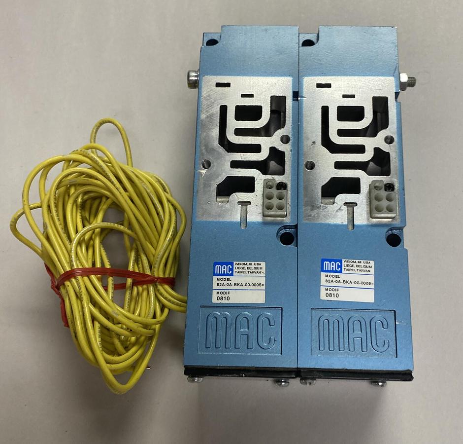 MAC VALVE,82A-0A-BKA-00-0005,MANIFOLD BASE LOT OF 2 NOS