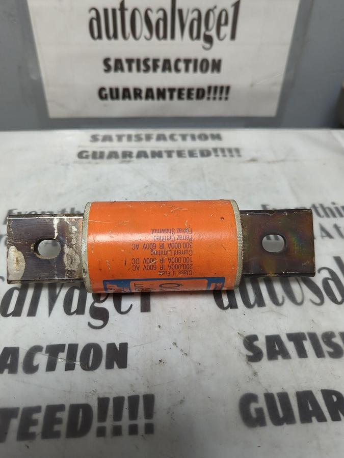 FERRAZ SHAWMUT,JT300,DUAL ELEMENT TIME DELAY AMP TRAP FUSE NOS
