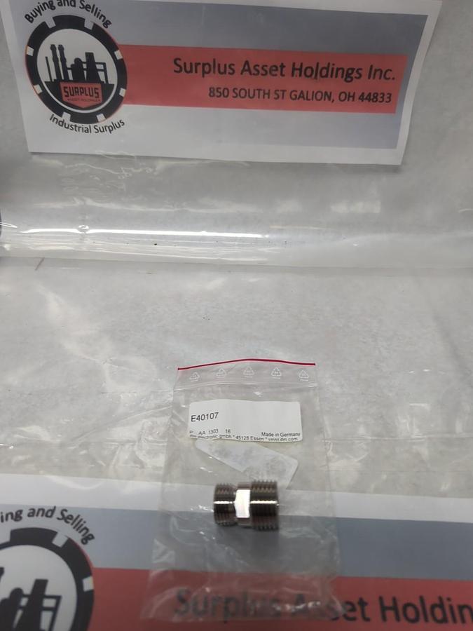 IFM,E40107,SENSOR ACCESSORY ADAPTER NOS