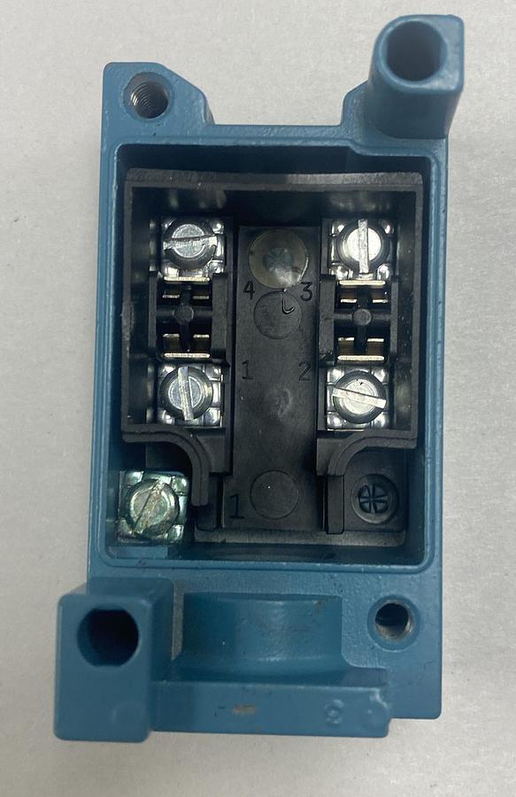 HONEYWELL MICRO SWITCH,LSZ4001,BASE LOT OF 5 NOS