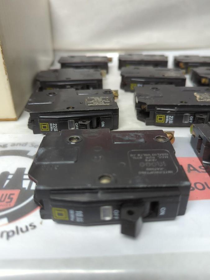 Used SQUARE D,QOB115,CIRCUIT BREAKER 15 AMP 1-POLE LOT OF 11 PRE-OWNED
