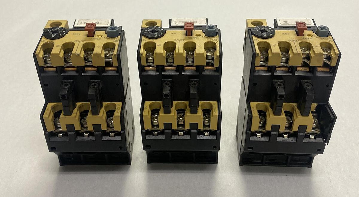 Used ALLEN BRADLEY,193-BSB-12,SER B OVERLOAD RELAY 0.8-1.2A LOT OF 3