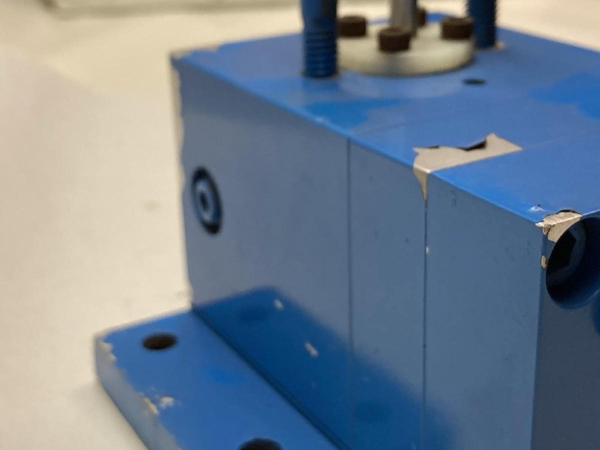 Used Fives North American,H1013M-059-086,Valve