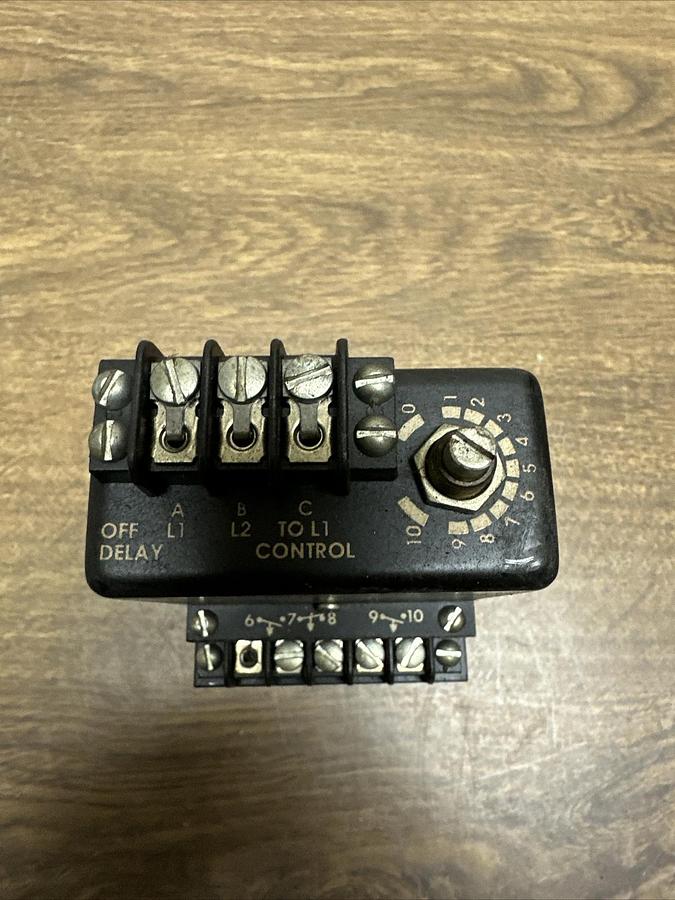 Used Kanson Electronics,1014-1-G-2-B,Electric Timer