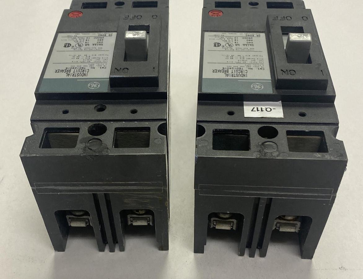 Used GENERAL ELECTRIC,TED124015,CIRCUIT BREAKER 15A 480V 2P LOT OF 2