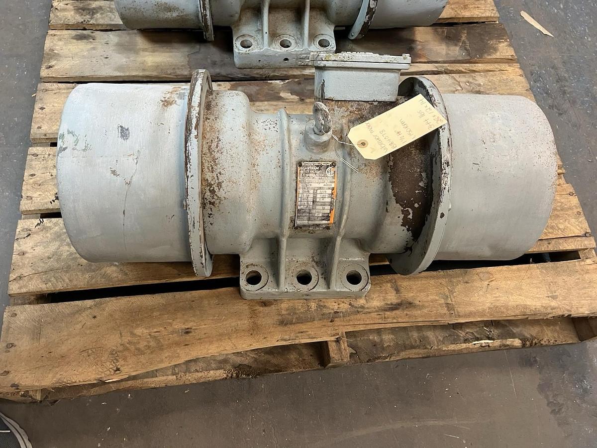 Used GRANTHAM,B84078,VIBRATOR MOTOR 1.5HP 1150RPM 3PH