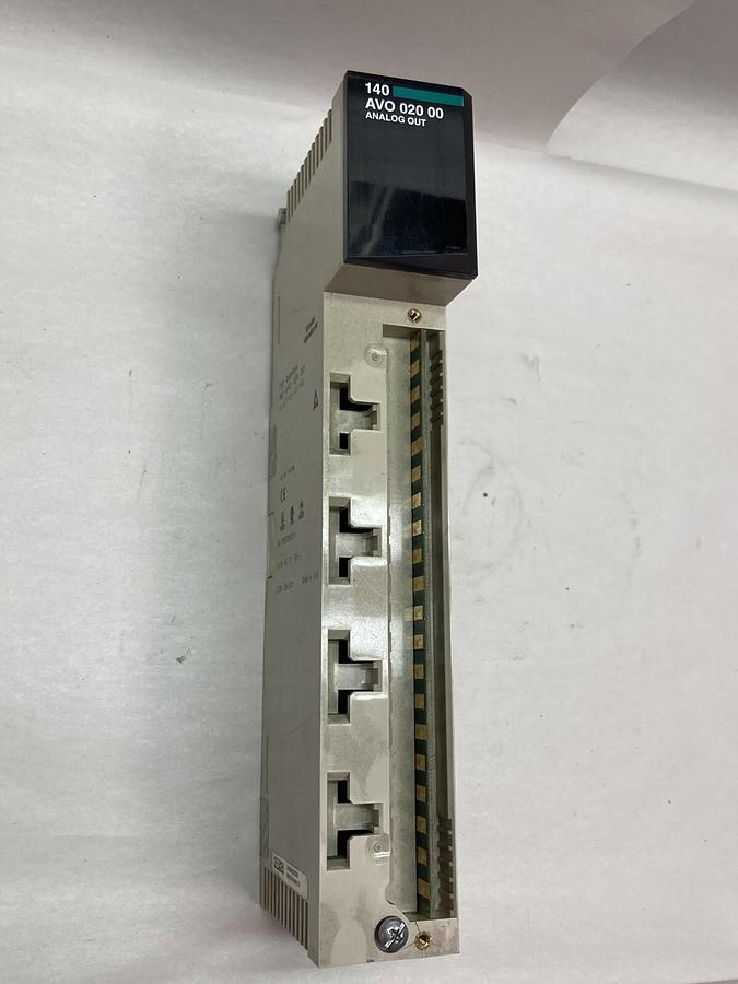Used Schneider Electric Modicon,140-AVO-020-00,Discretee Output Module