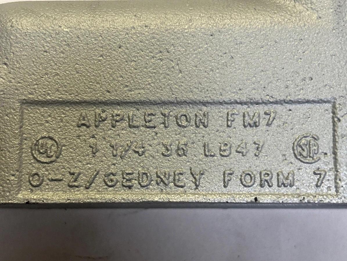 APPLETON,LB47,ALUMINUM CONDUIT BODY 1-1/4INCH LOT OF 2 NOS
