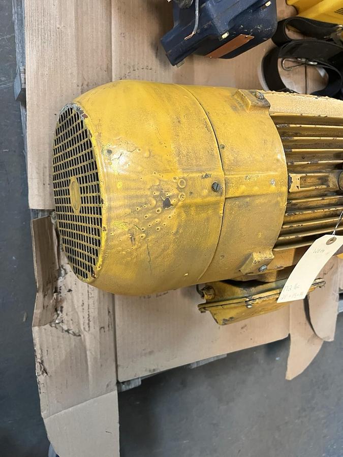 Used WEG,3HP,BRAKE MOTOR 1675RPM 3PH 213U 460V