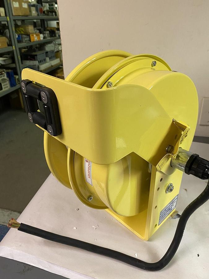 Used CONDUCTIX WAMPLER,142120302011,CABLE REEL 20 FT600V 20A SOW-A 12/3